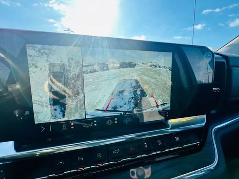 Used 2024 GMC Sierra 1500 SLT w/ SLT Premium Plus Package image 34