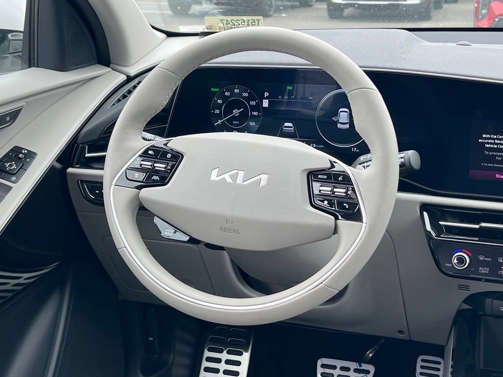 New 2026 Kia Niro Wave w/ Wave Preserve Package FWD image 13