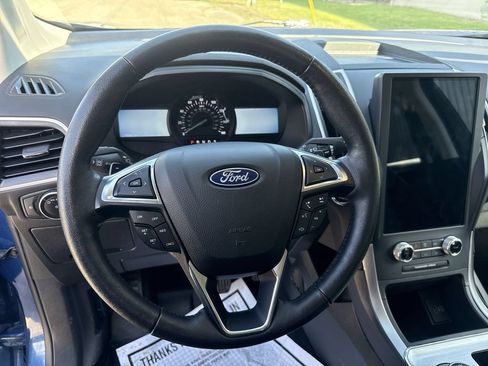 Used 2022 Ford Edge SEL w/ Convenience Package AWD/4WD image 11