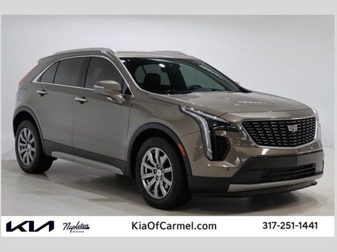 Used 2020 Cadillac XT4 Premium Luxury w/ Technology Package FWD image 1