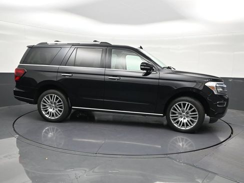 Used 2023 Ford Expedition Limited RWD image 7