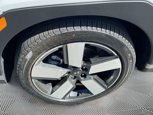 New 2025 Hyundai Santa Fe Limited image 34