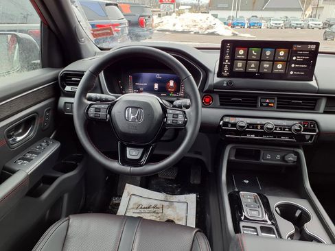 New 2026 Honda Pilot Black Edition image 8