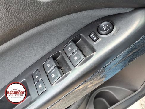 Used 2019 Chevrolet Colorado Z71 AWD/4WD image 18