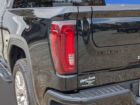 New 2026 GMC Sierra 1500 Denali w/ Technology Package AWD/4WD image 11