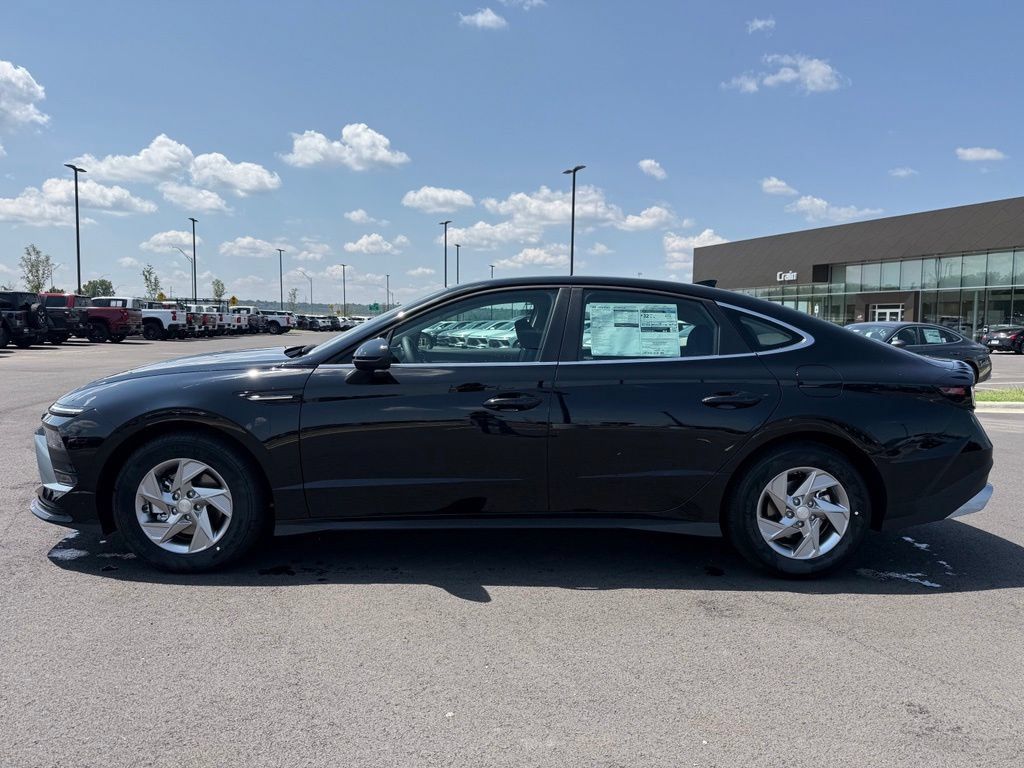 New 2026 Hyundai Sonata SE FWD image 8