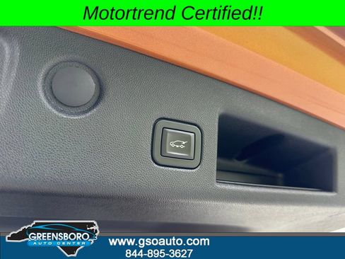 Used 2018 Chevrolet Equinox LT FWD image 42