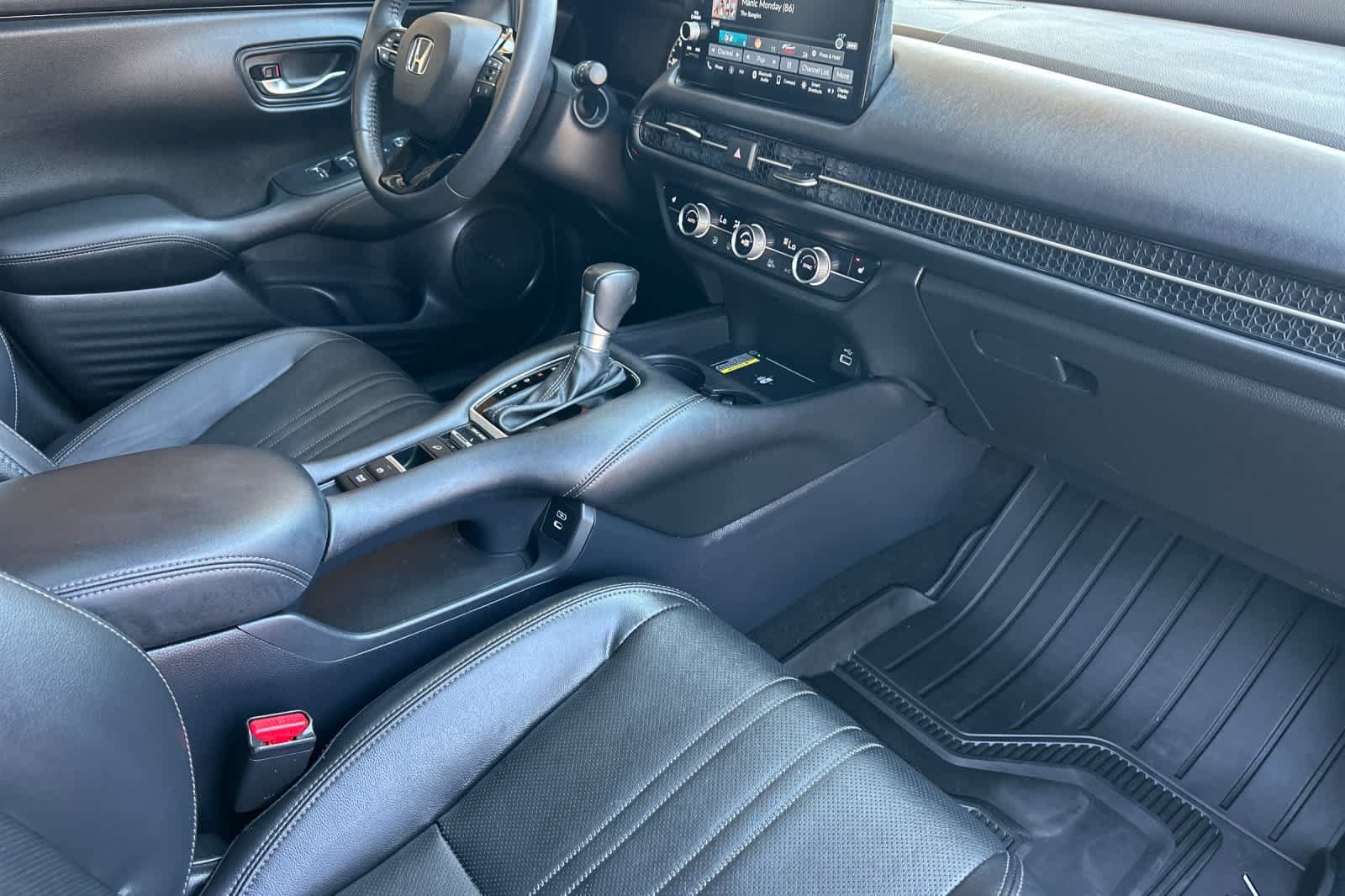 Used 2024 Honda HR-V EX-L image 15