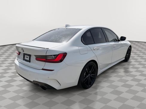 Used 2022 BMW 330i xDrive Sedan w/ M Sport Package AWD/4WD image 7