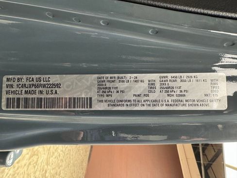 Used 2024 Jeep Wrangler Unlimited Sahara w/ Technology Group image 31