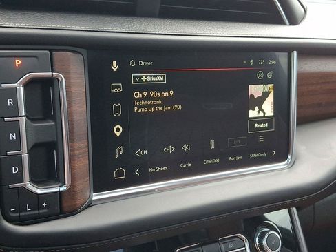 Used 2024 GMC Yukon XL Denali Ultimate AWD/4WD image 19