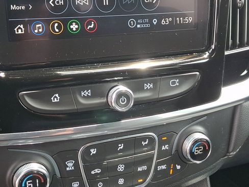 Certified 2023 Chevrolet Traverse LT FWD image 17