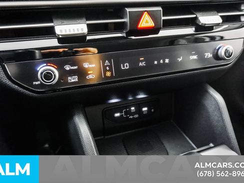 Used 2026 Kia Sportage EX FWD image 35