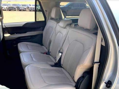 Used 2024 Ford Expedition Max Limited image 20