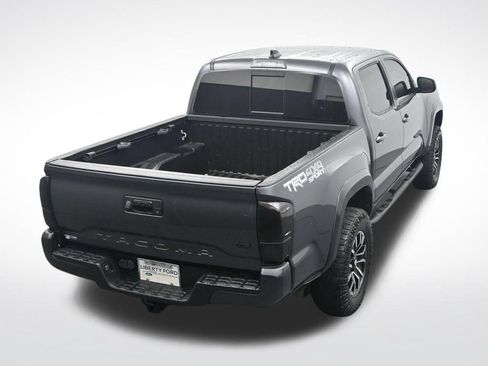 Used 2022 Toyota Tacoma TRD Sport w/ Technology Package AWD/4WD image 28