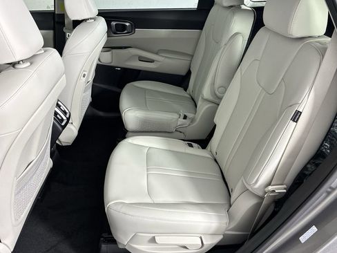 New 2026 Kia Sorento EX image 30