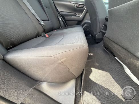 Used 2021 Toyota RAV4 LE w/ Carpet Mat Package (TMS) image 28