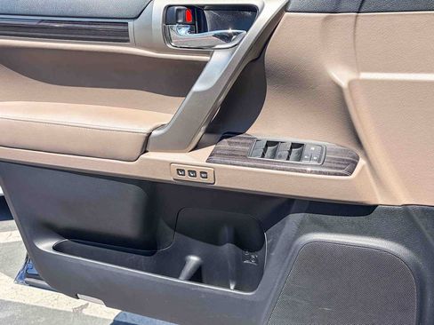 Certified 2021 Lexus GX 460 Premium w/ Premium Package AWD/4WD image 17