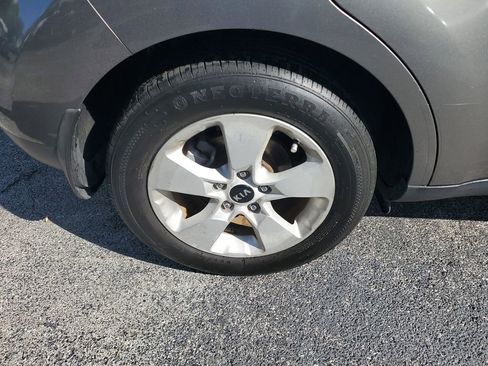 Used 2017 Kia Soul Base image 7