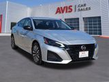 Used 2024 Nissan Altima 2.5 SV image 3