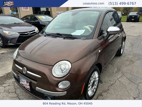 Used 2012 FIAT 500 Lounge w/ Luxury Leather Pkg image 1