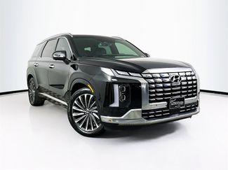 Used 2024 Hyundai Palisade Calligraphy video 1