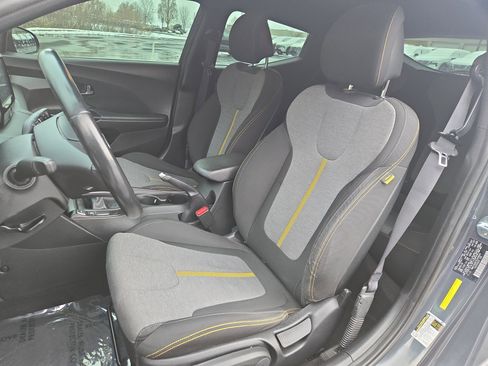 Used 2019 Hyundai Veloster Turbo R-Spec image 12