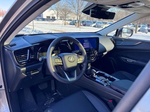 Used 2024 Lexus NX 300h AWD w/ Luxury Package image 9
