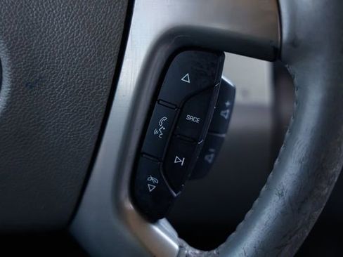 Used 2013 GMC Yukon SLT image 34