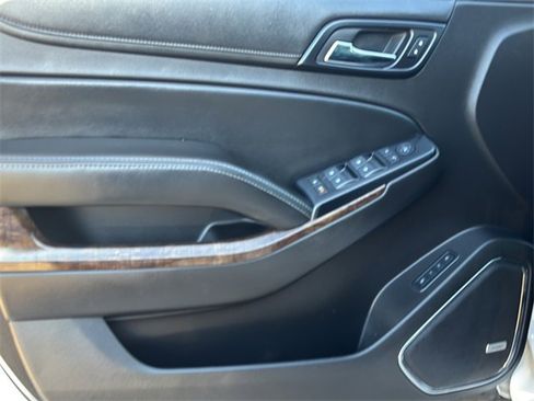 Used 2015 Chevrolet Tahoe LT image 18