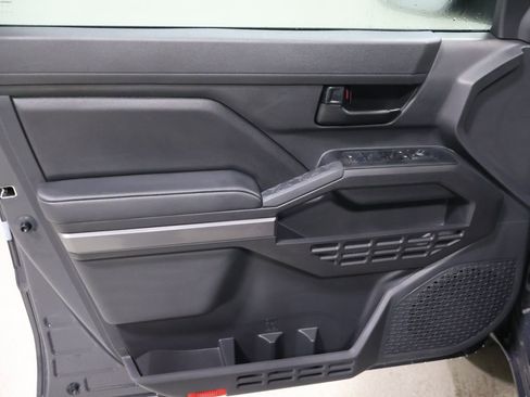 New 2026 Toyota Tacoma SR5 AWD/4WD image 9