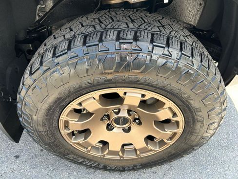 Used 2025 Toyota 4Runner Trailhunter AWD/4WD image 10