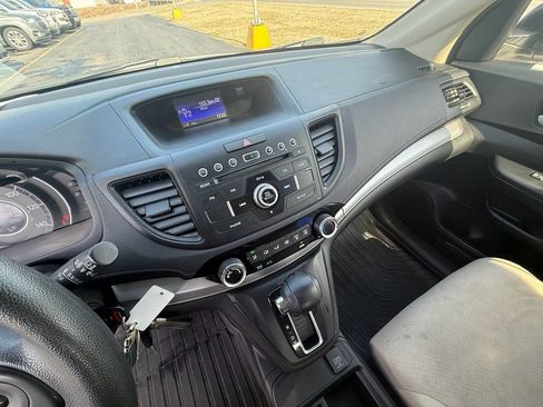 Used 2015 Honda CR-V LX image 16