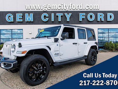 Used 2022 Jeep Wrangler Unlimited Sahara w/ Cold Weather Group image 1