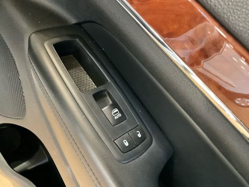 Used 2013 Jeep Grand Cherokee Limited RWD image 17