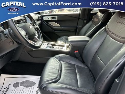 Certified 2020 Ford Explorer Platinum w/ Premium Technology Package AWD/4WD image 19