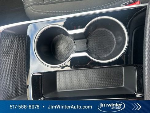 Certified 2025 Chevrolet Equinox LT image 26