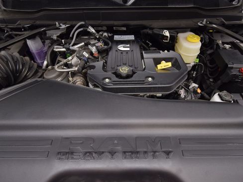 New 2026 RAM 3500 Tradesman AWD/4WD image 17