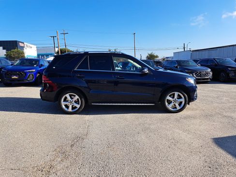 Used 2018 Mercedes-Benz GLE 350 image 4
