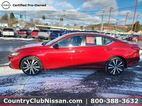 Certified 2021 Nissan Altima 2.5 SR w/ SR Premium Package image 5