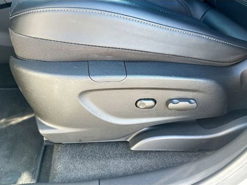 Used 2022 Buick Encore Preferred w/ Safety Package image 19