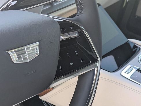 New 2026 Cadillac Vistiq Luxury image 15
