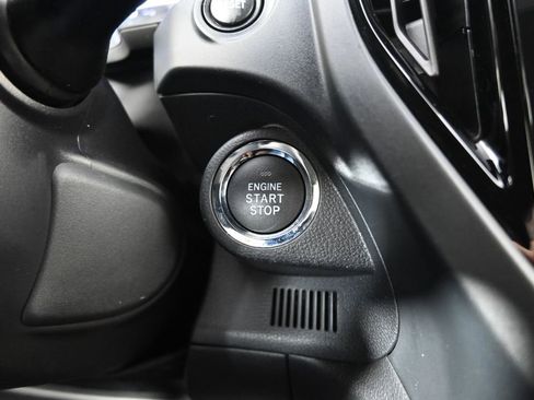 Used 2025 Subaru Forester Touring AWD/4WD image 33