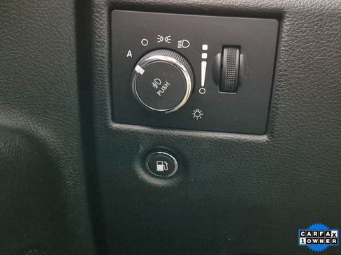 Used 2021 Jeep Grand Cherokee Limited w/ Sun & Sound Group image 16