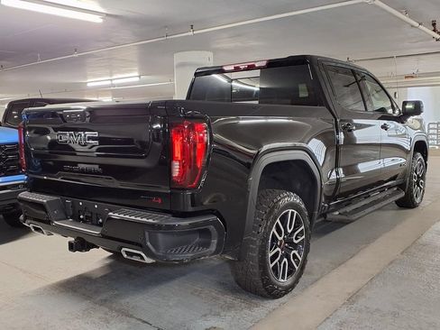 New 2026 GMC Sierra 1500 AT4 w/ AT4 Premium Package AWD/4WD image 8