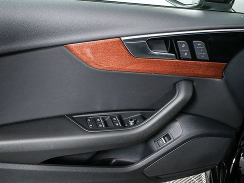 Used 2021 Audi A4 2.0T Premium w/ Convenience Package image 6