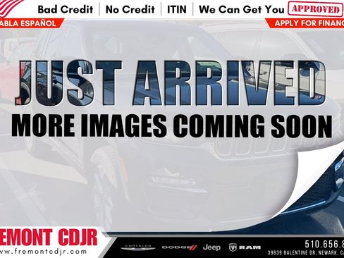 Used 2024 Jeep Grand Cherokee Limited AWD/4WD image 1
