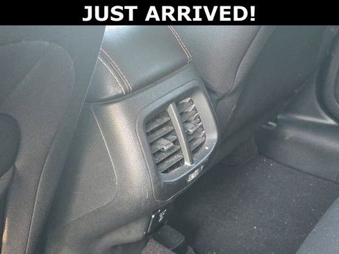 Used 2016 Jeep Cherokee 75th Anniversary FWD image 10