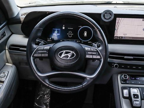 Used 2023 Hyundai Palisade SEL w/ Premium Package FWD image 17
