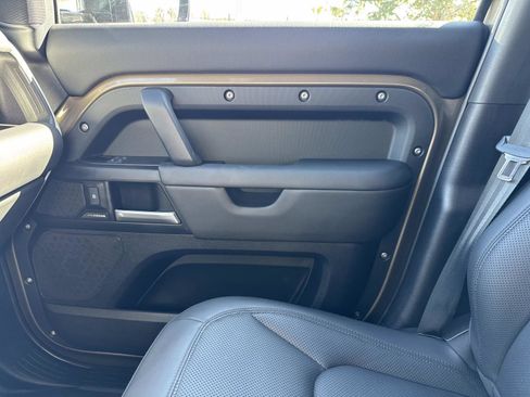 Certified 2025 Land Rover Defender 110 S image 23
